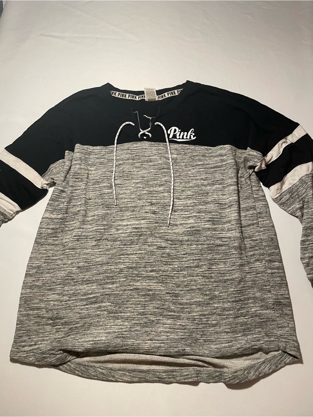 🔥 PINK Victoria’s Secret Lace-Up Colorblock Pullover – Size L